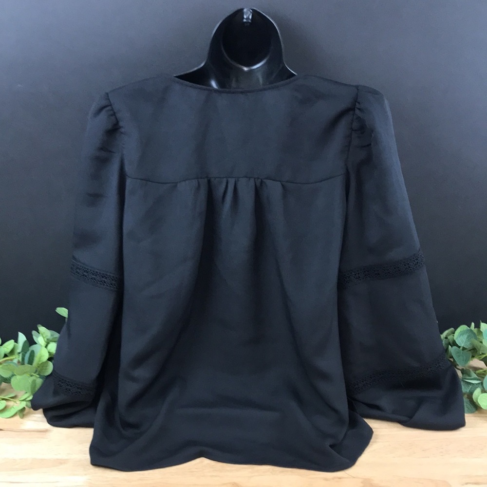Vince Camuto Luxe Tie Neck Top - Picture 5 of 5